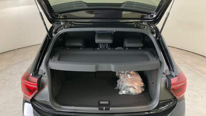 Volkswagen Polo 1.0 TSI 115 Black Edition 5dr DSG Petrol Hatchback - Image 20